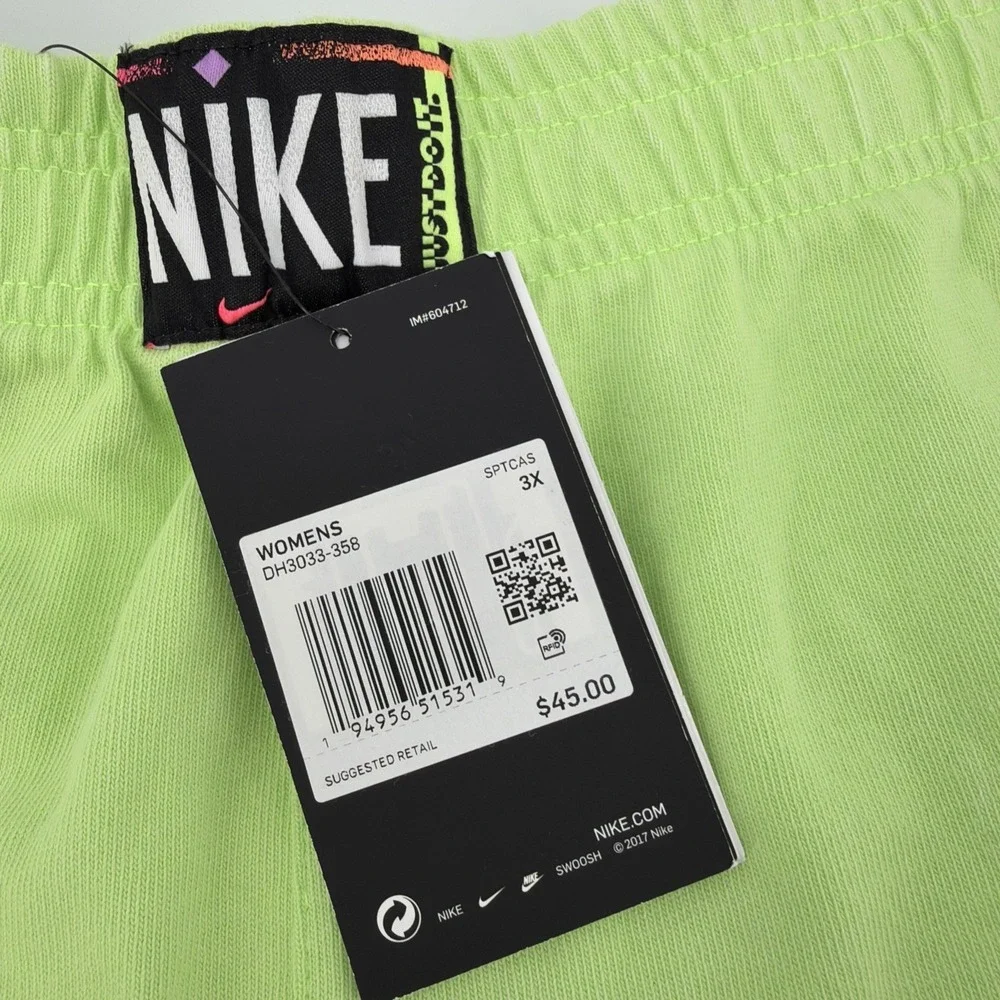 Nike Sportswear High Waisted Green Shorts DH3033-358, Women's Plus Size 3X - NWT - Picture 2 of 3